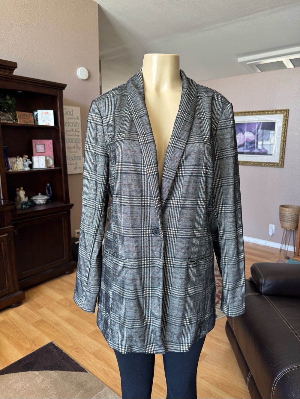 Apt. 9 gray plaid single button blazer w/pockets-size L